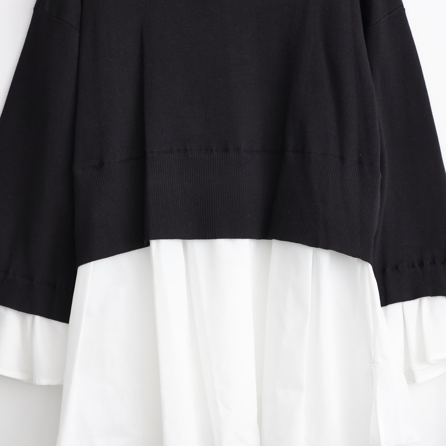 DOLLUPOOPS プルオーバー